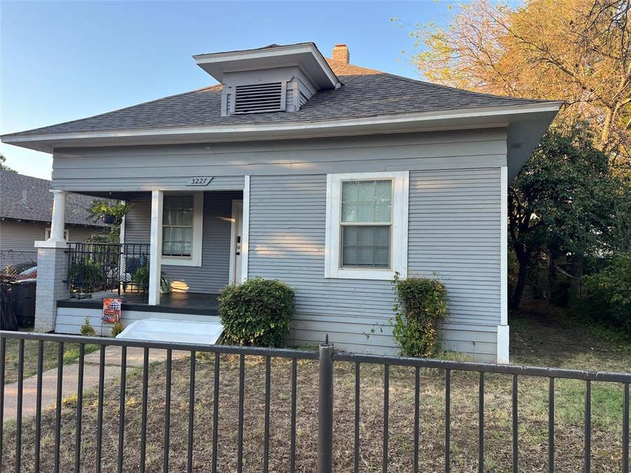 Property photo for 3227 Avenue I, Fort Worth, TX