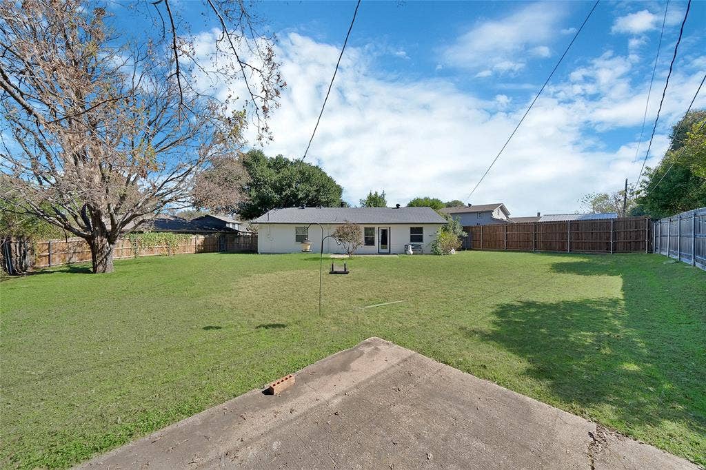 6709 Johnnie Court, Watauga, TX 76148