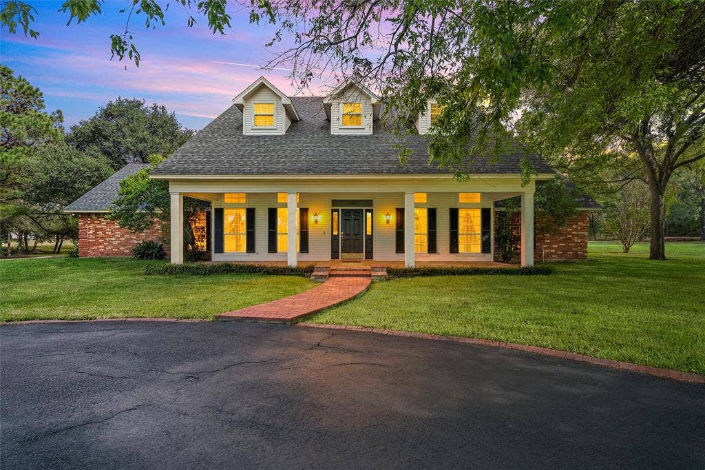 142 Stillwater Road, Waco, TX 76708 142 Stillwater Road, Waco, TX 76708