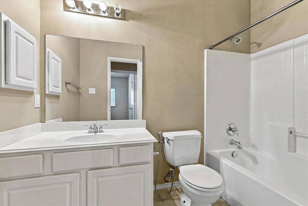 5832 Pebble Ridge Drive, McKinney, TX 75070 5832 Pebble Ridge Drive, McKinney, TX 75070