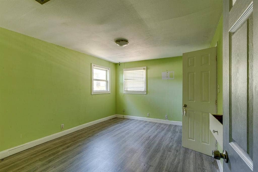 105 Barrows Lane, DeSoto, TX 75115 105 Barrows Lane, DeSoto, TX 75115