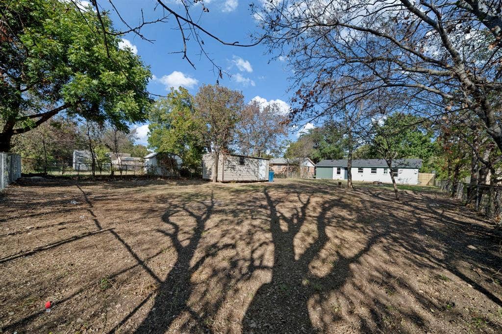 615 Johnson Drive, Duncanville, TX 75116 615 Johnson Drive, Duncanville, TX 75116
