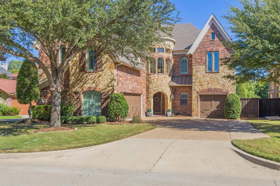 Property photo for 2908 Mountain Creek Drive, McKinney, TX