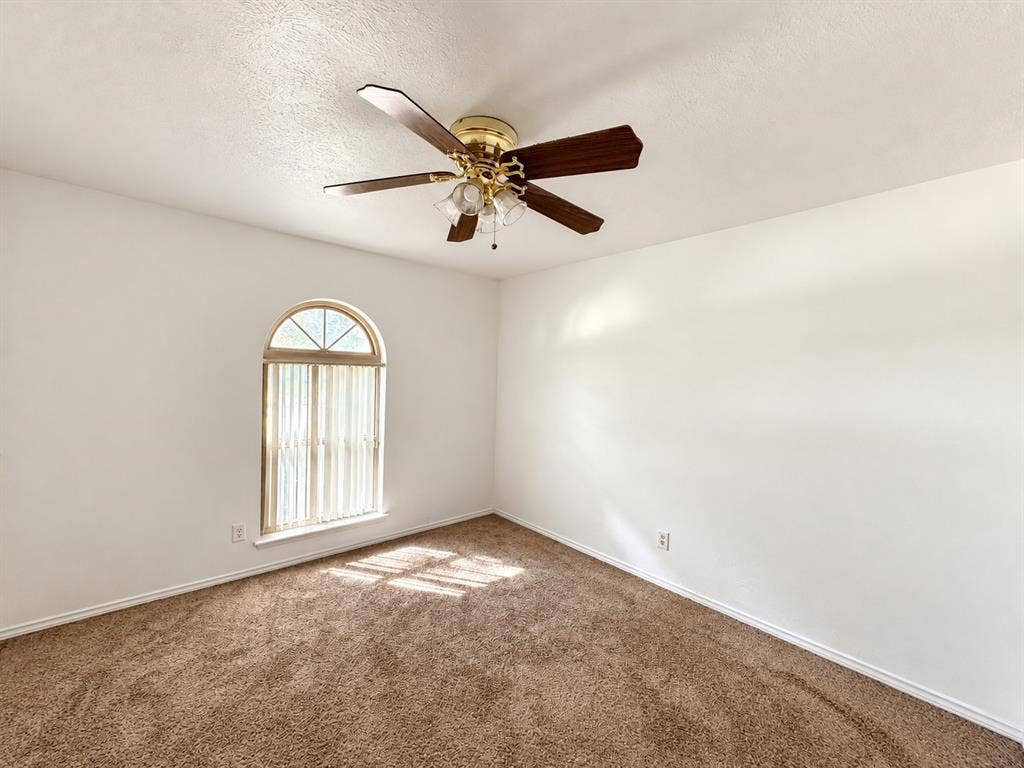 2022 Montana Trail, Grand Prairie, TX 75052