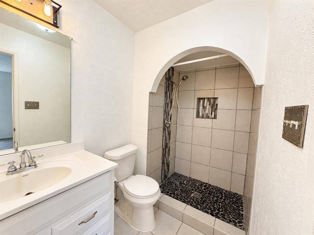 2022 Montana Trail, Grand Prairie, TX 75052