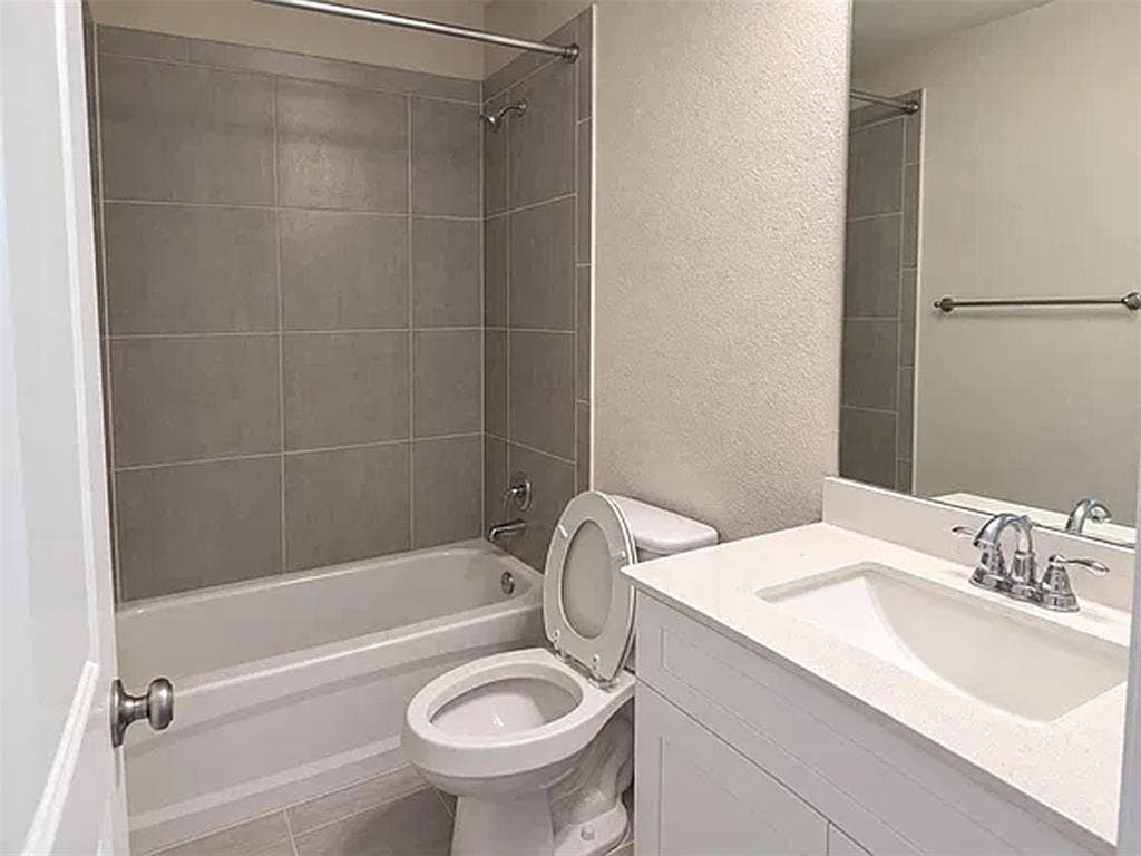 10631 Anna Island Drive, Frisco, TX 75035 10631 Anna Island Drive, Frisco, TX 75035