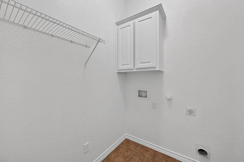 1311 Crest Glen Drive, Arlington, TX 76002