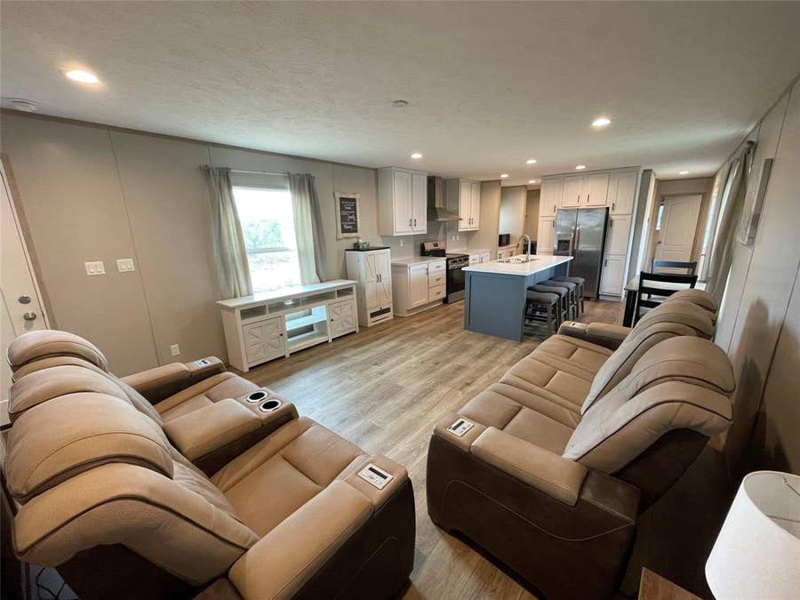 Property photo for 131 Vista Drive, Tye, TX