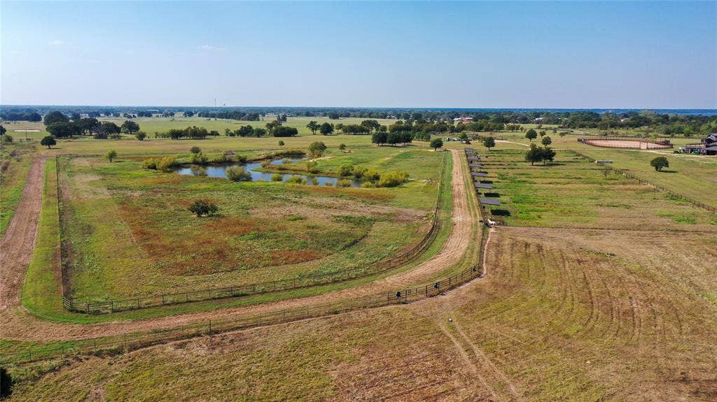 445 Sun Valley, Mabank, TX 75147 505 Ranch is comprised of 505 acres with 56 waterfront homes sites totaling approximately 100 acres with just over 400 acres of common area--opportunity to own lakehouse with ranch amenities and room to roam. Now you don't have to choose between a lakehouse and acreage--with a home at 505 Ranch you can have both.