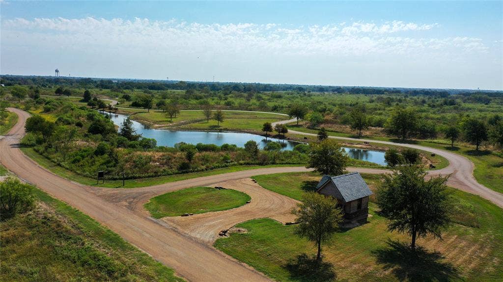 445 Sun Valley, Mabank, TX 75147 One of several stocked fishing ponds.
