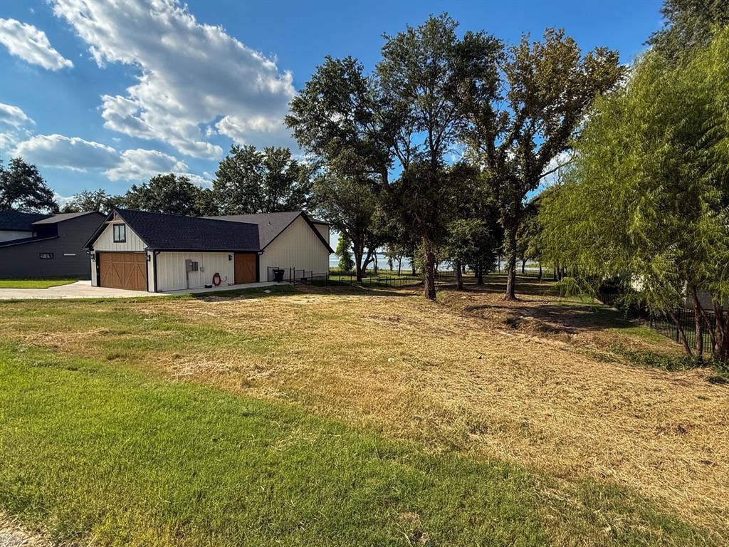 1520 Shoreline Drive, Mabank, TX 75143 1520 Shoreline Drive, Mabank, TX 75143