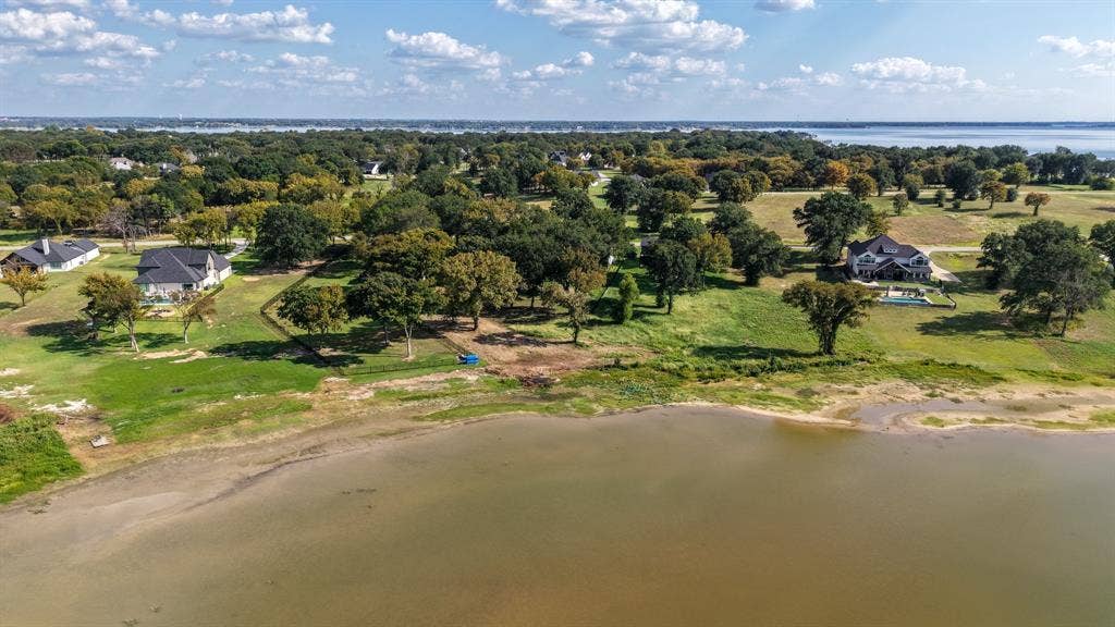 1520 Shoreline Drive, Mabank, TX 75143 1520 Shoreline Drive, Mabank, TX 75143
