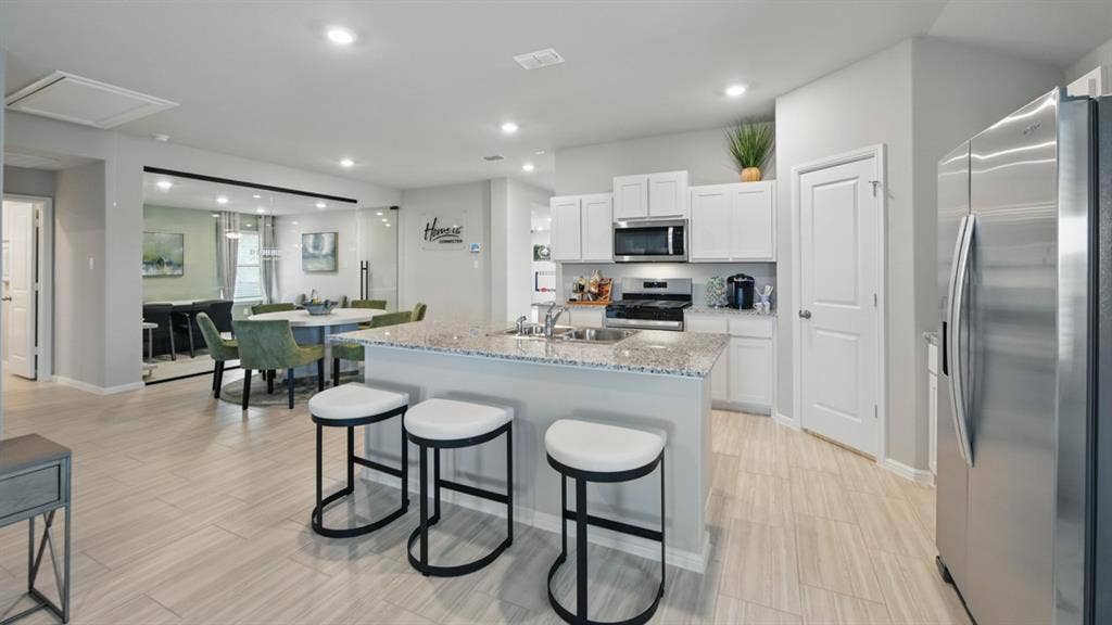 5721 DUNRAVEN Court, Keller, TX 76244