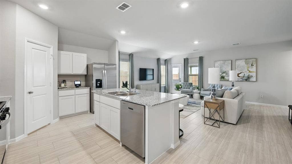 5721 DUNRAVEN Court, Keller, TX 76244
