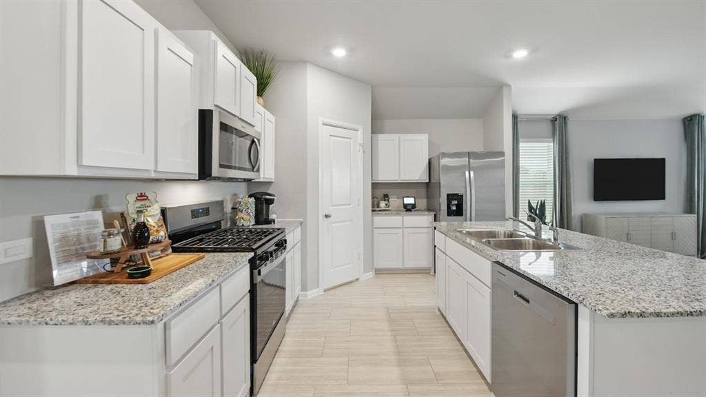 5721 DUNRAVEN Court, Keller, TX 76244