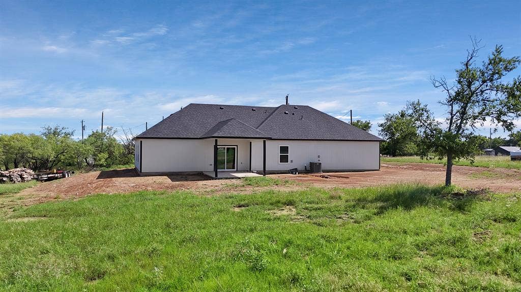 1008 Carnegie Road, Poolville, TX 76487