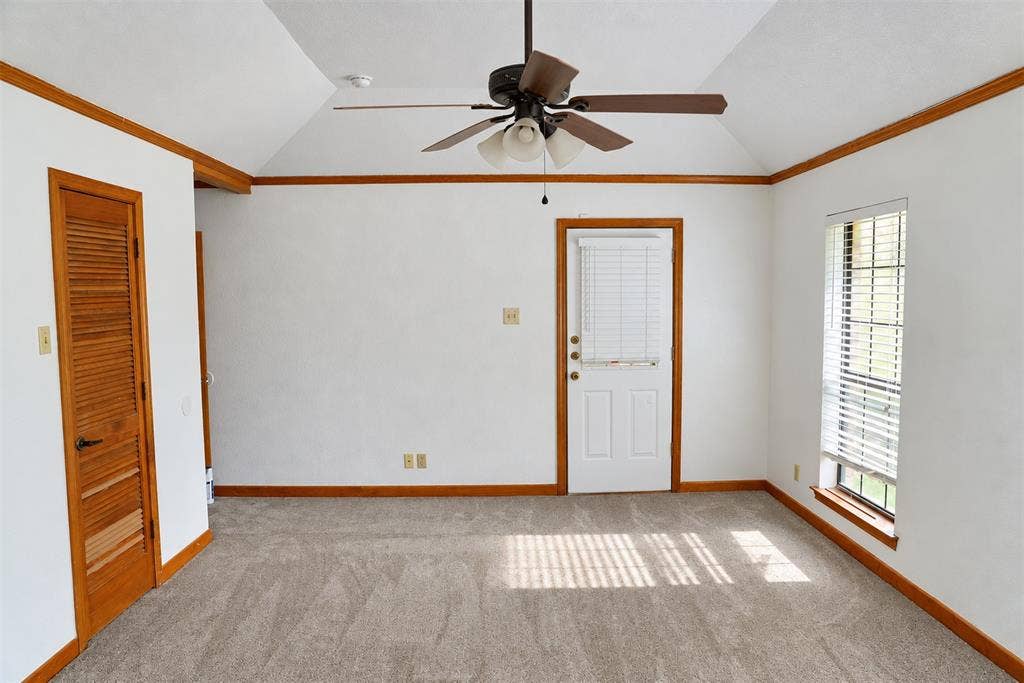 405 S Denton Avenue, Justin, TX 76247 405 S Denton Avenue, Justin, TX 76247