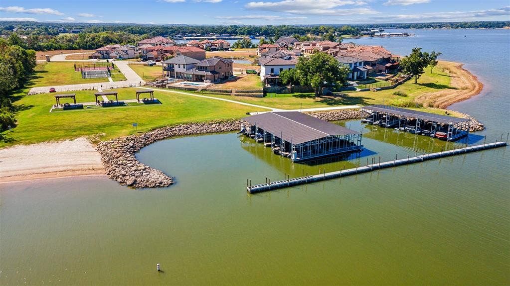 Neighborhood marina
