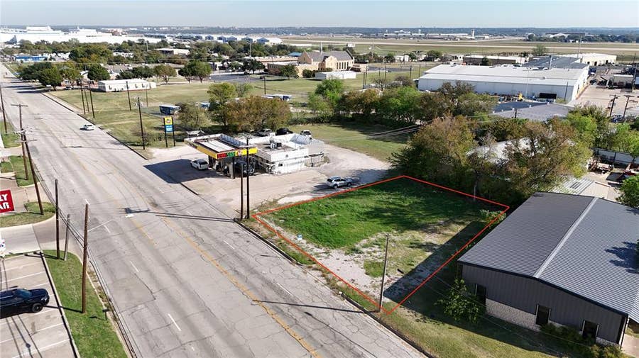 Property photo for 535 S Cherry Lane, White Settlement, TX