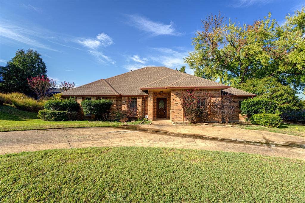 10 Cypress Court, Heath, TX 75032