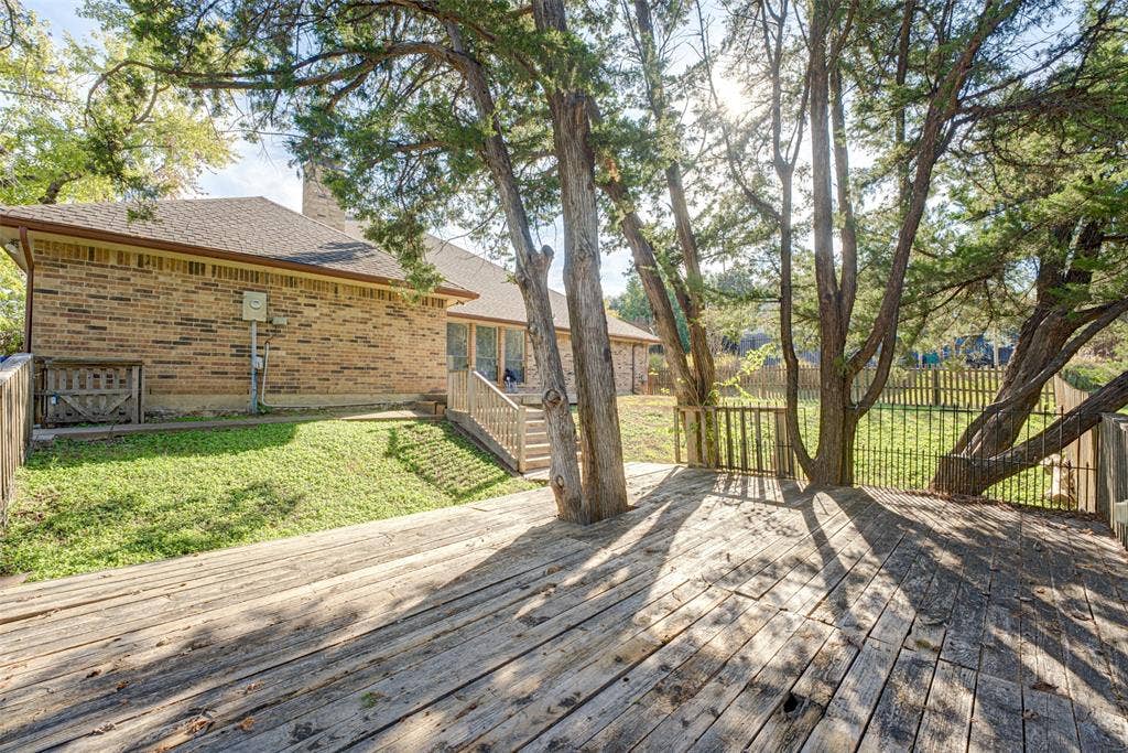 10 Cypress Court, Heath, TX 75032