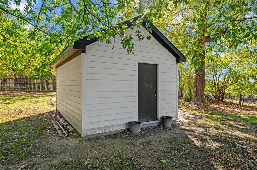 100 Hill Top Court, Willow Park, TX 76087