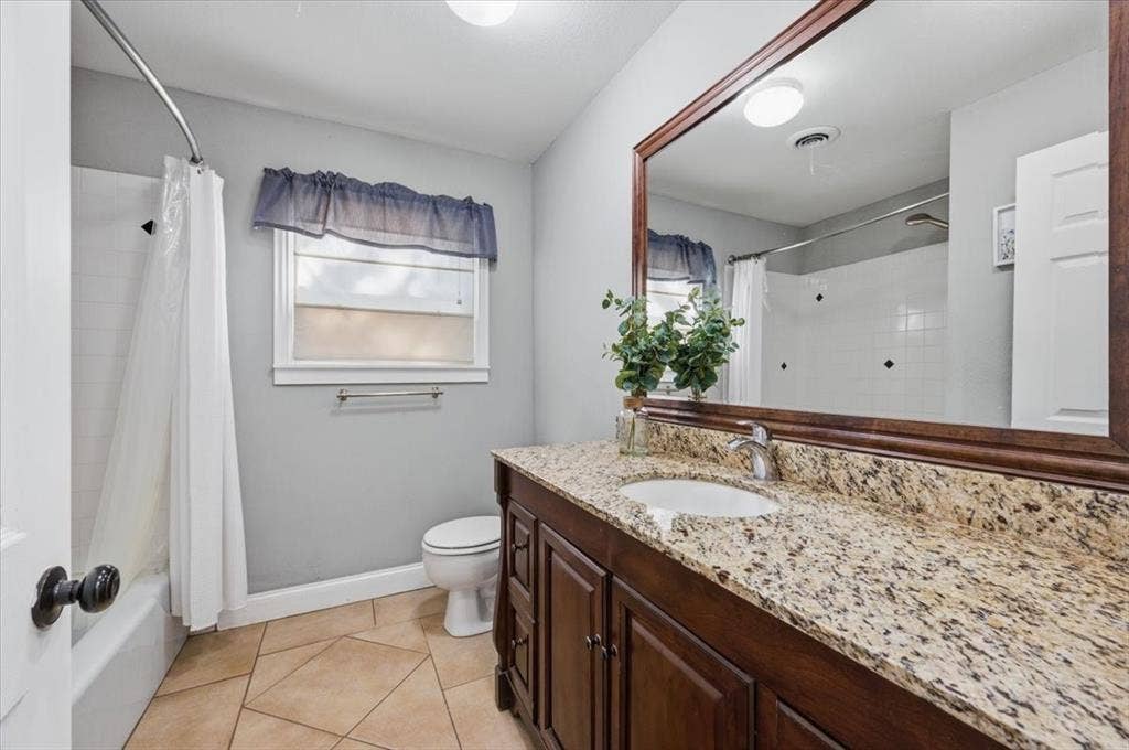 100 Hill Top Court, Willow Park, TX 76087