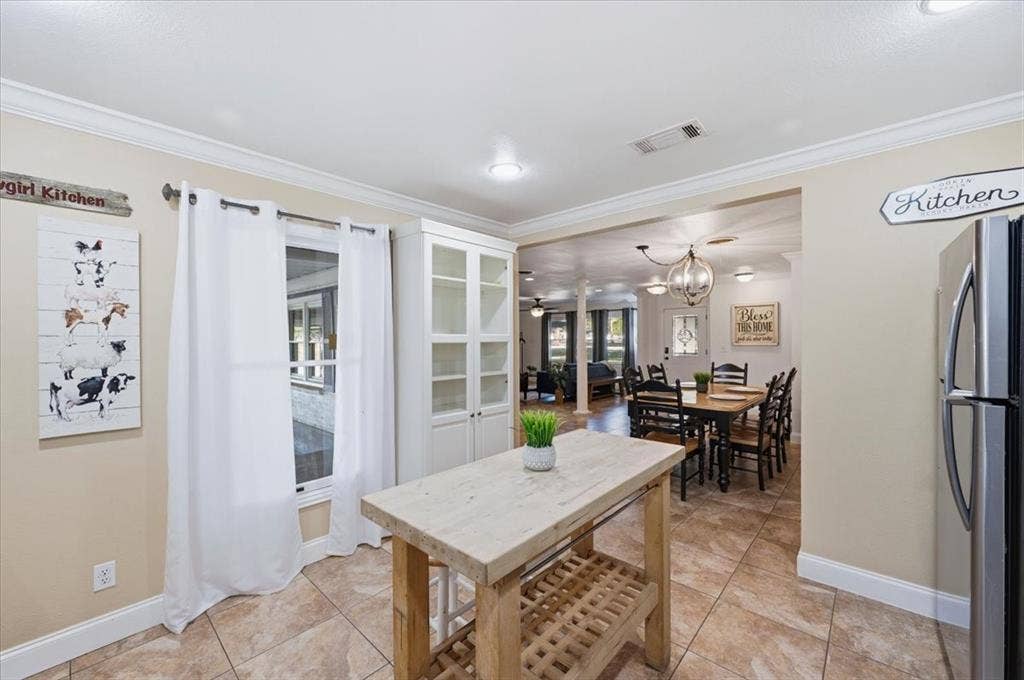 100 Hill Top Court, Willow Park, TX 76087