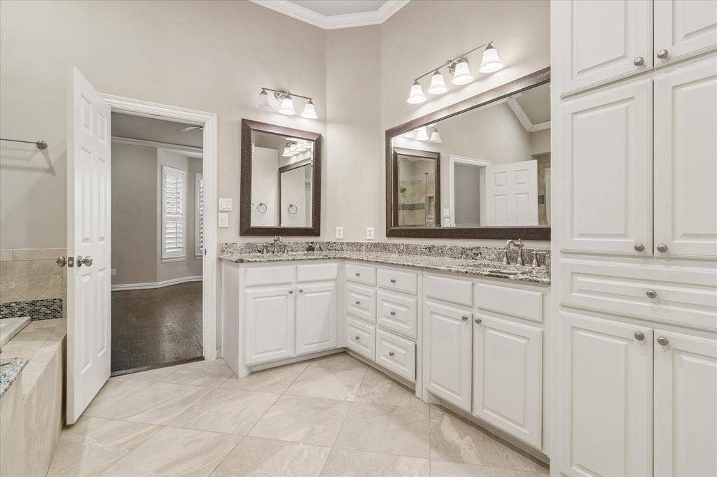 5908 Pebblestone Lane, Plano, TX 75093 5908 Pebblestone Lane, Plano, TX 75093