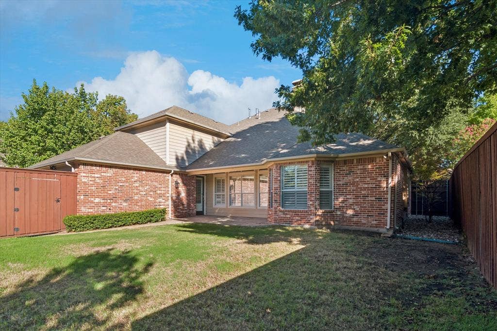 5908 Pebblestone Lane, Plano, TX 75093 5908 Pebblestone Lane, Plano, TX 75093
