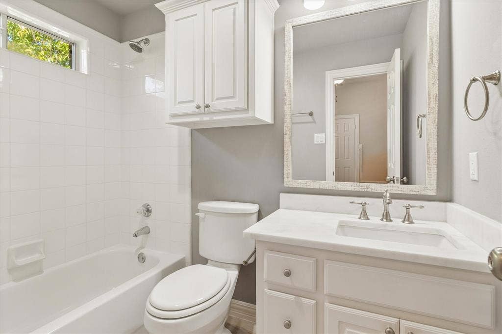 5908 Pebblestone Lane, Plano, TX 75093 5908 Pebblestone Lane, Plano, TX 75093