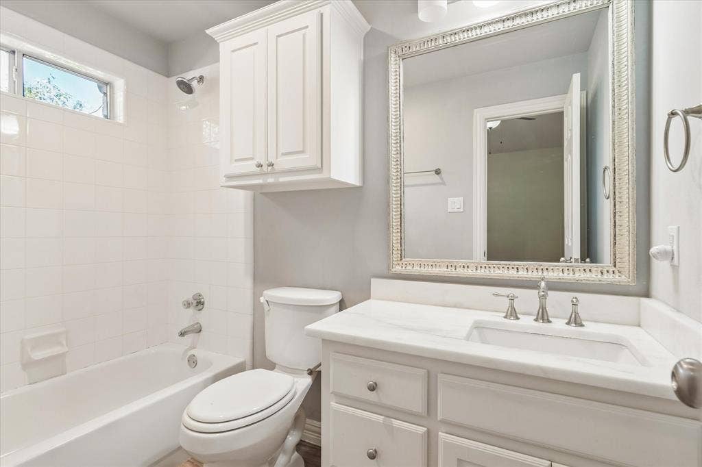 5908 Pebblestone Lane, Plano, TX 75093 5908 Pebblestone Lane, Plano, TX 75093