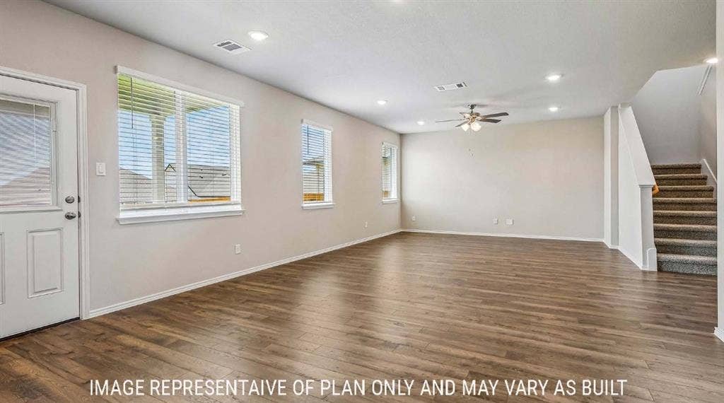 10101 Altair Drive, Waco, TX 76708 Spacious living area featuring wood-finish flooring, recessed lighting, and a ceiling fan