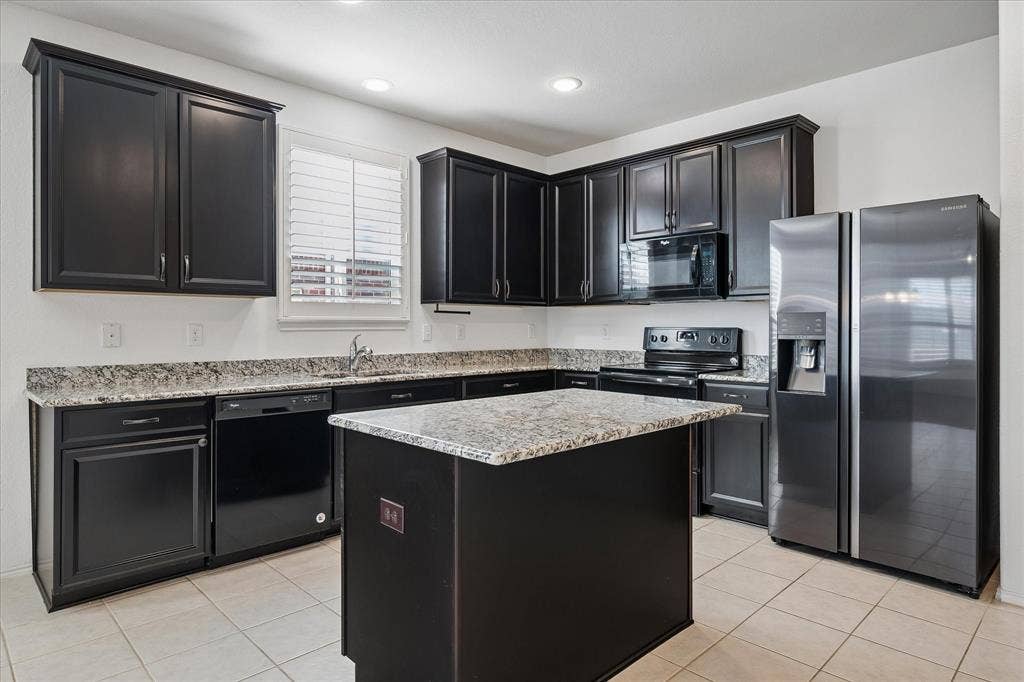 2228 Simmental Road, Fort Worth, TX 76131