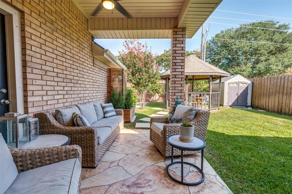 1500 Forest Meadows Court, Bedford, TX 76021 1500 Forest Meadows Court, Bedford, TX 76021