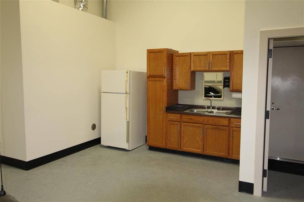 3971 Skyview Court Court, #300, Wylie, TX 75098 Kitchen area.