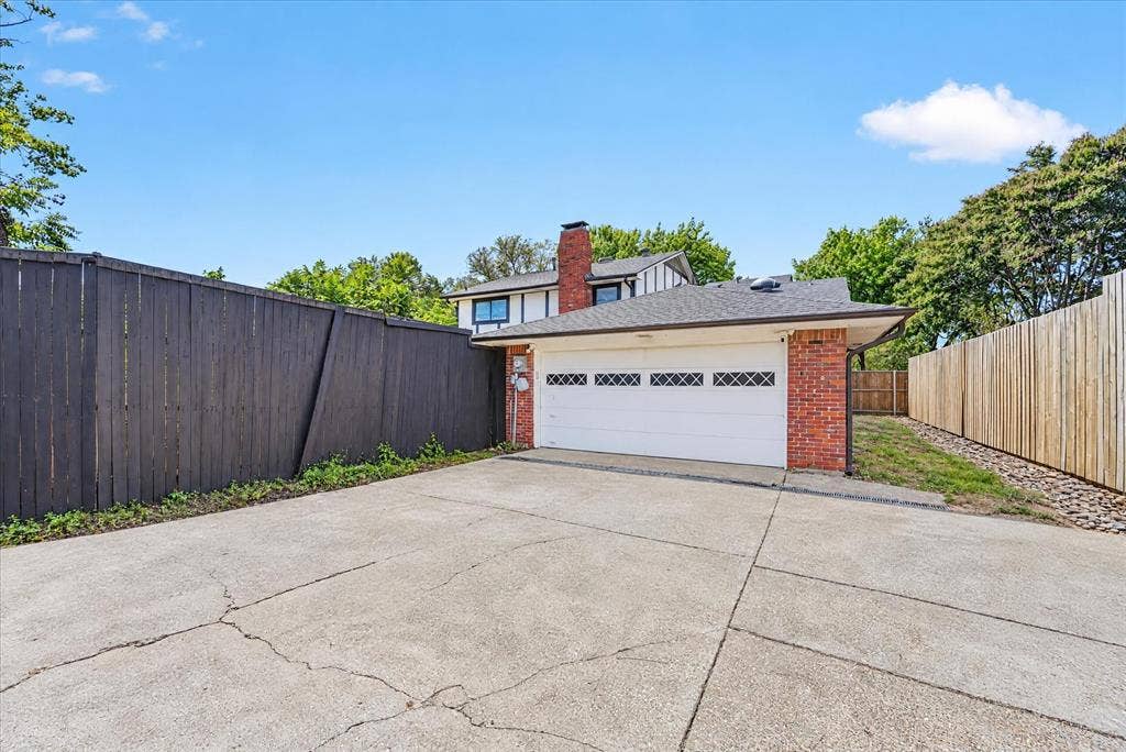 18108 Aramis Lane, Dallas, TX 75252 18108 Aramis Lane, Dallas, TX 75252