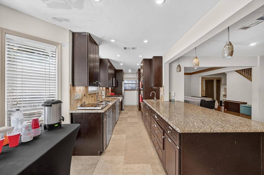 18108 Aramis Lane, Dallas, TX 75252 18108 Aramis Lane, Dallas, TX 75252