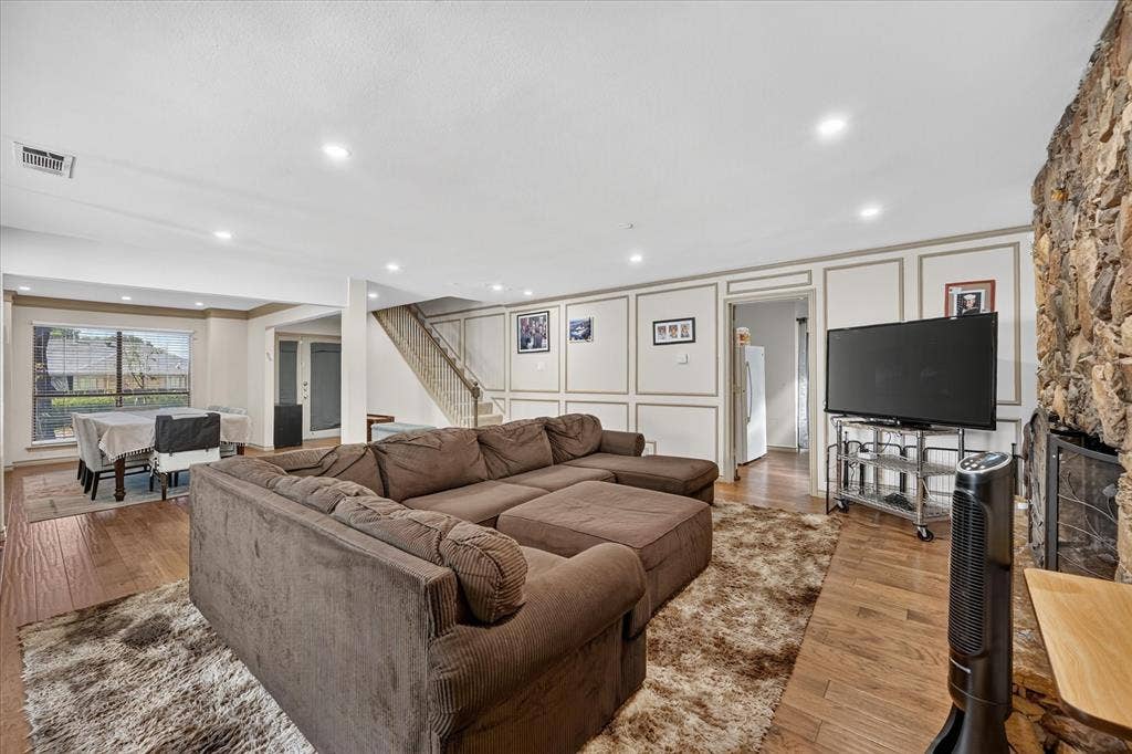 18108 Aramis Lane, Dallas, TX 75252 18108 Aramis Lane, Dallas, TX 75252