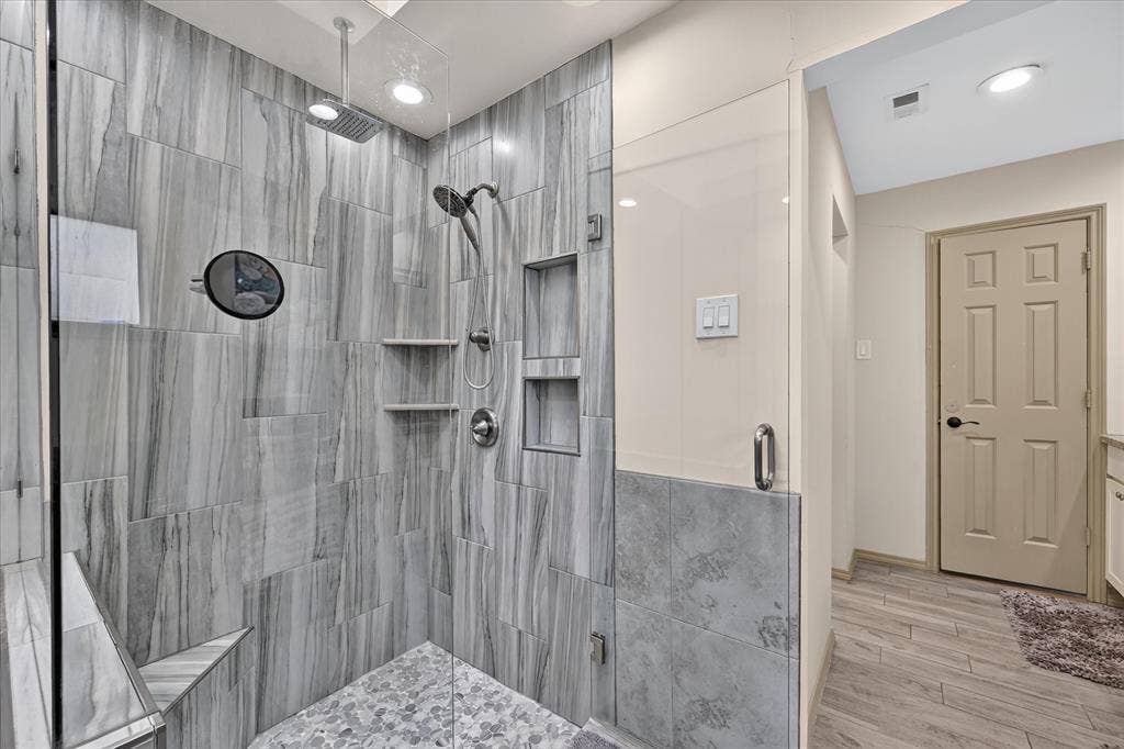 18108 Aramis Lane, Dallas, TX 75252 18108 Aramis Lane, Dallas, TX 75252