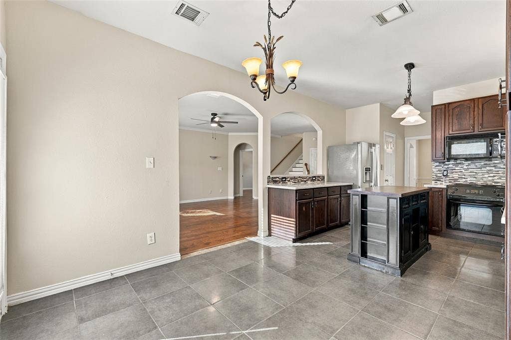 202 Devonshire Court, McKinney, TX 75071 202 Devonshire Court, McKinney, TX 75071