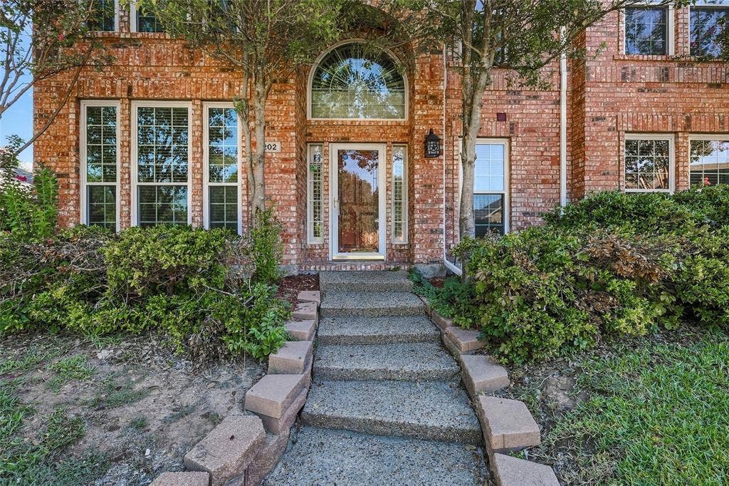 202 Devonshire Court, McKinney, TX 75071 202 Devonshire Court, McKinney, TX 75071