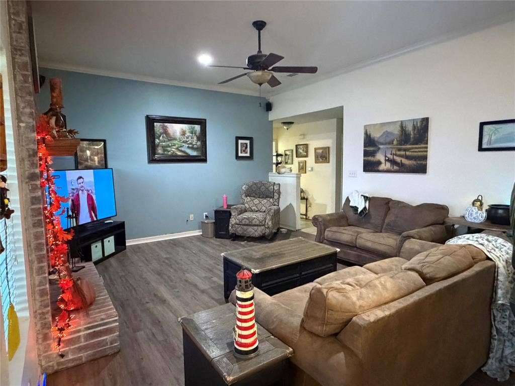 613 Sapphire Boulevard, Hewitt, TX 76643 613 Sapphire Boulevard, Hewitt, TX 76643