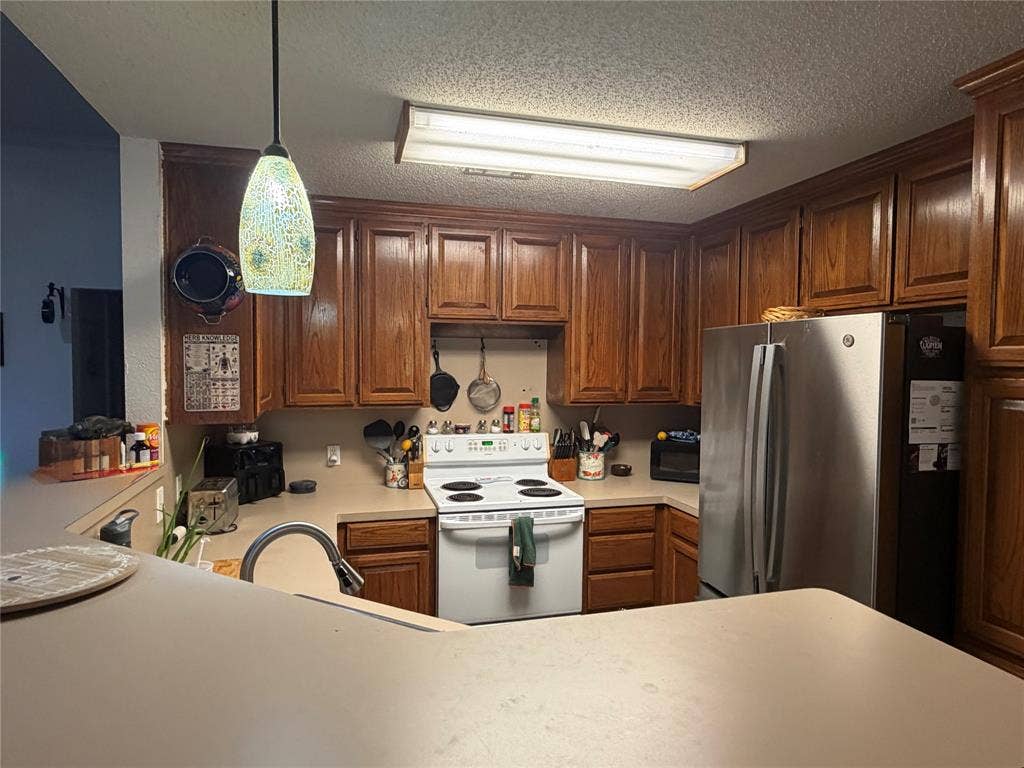 613 Sapphire Boulevard, Hewitt, TX 76643 613 Sapphire Boulevard, Hewitt, TX 76643