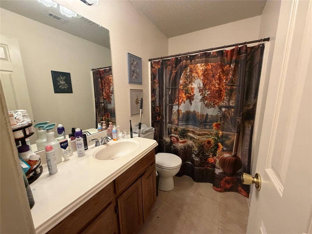 613 Sapphire Boulevard, Hewitt, TX 76643 613 Sapphire Boulevard, Hewitt, TX 76643