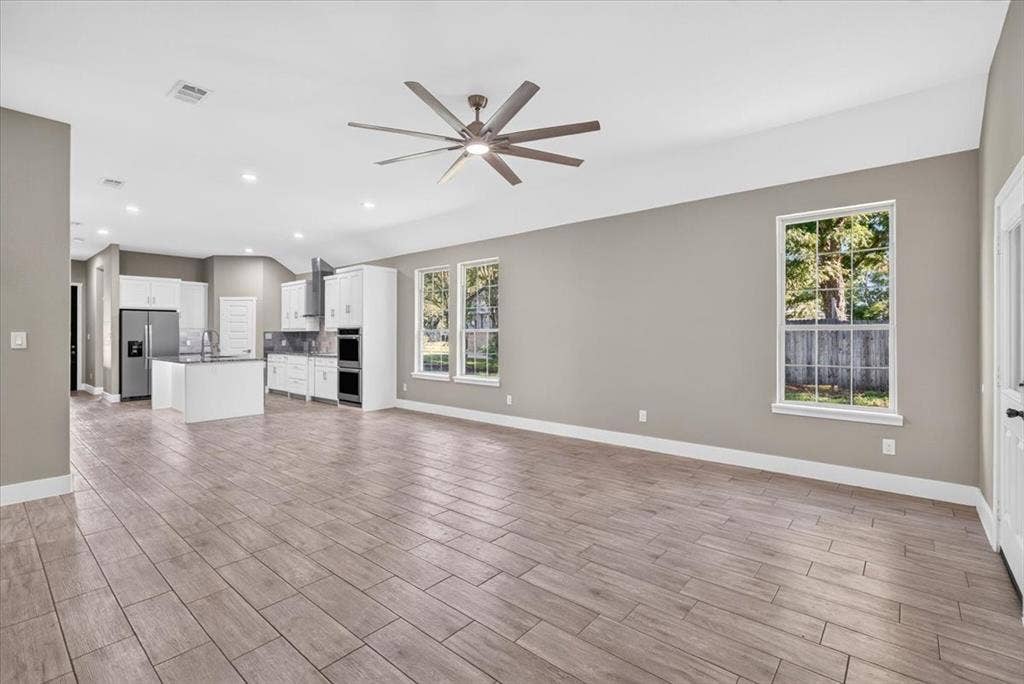 1093 Oak Ridge Drive, Oak Ridge, TX 75160 1093 Oak Ridge Drive, Oak Ridge, TX 75160