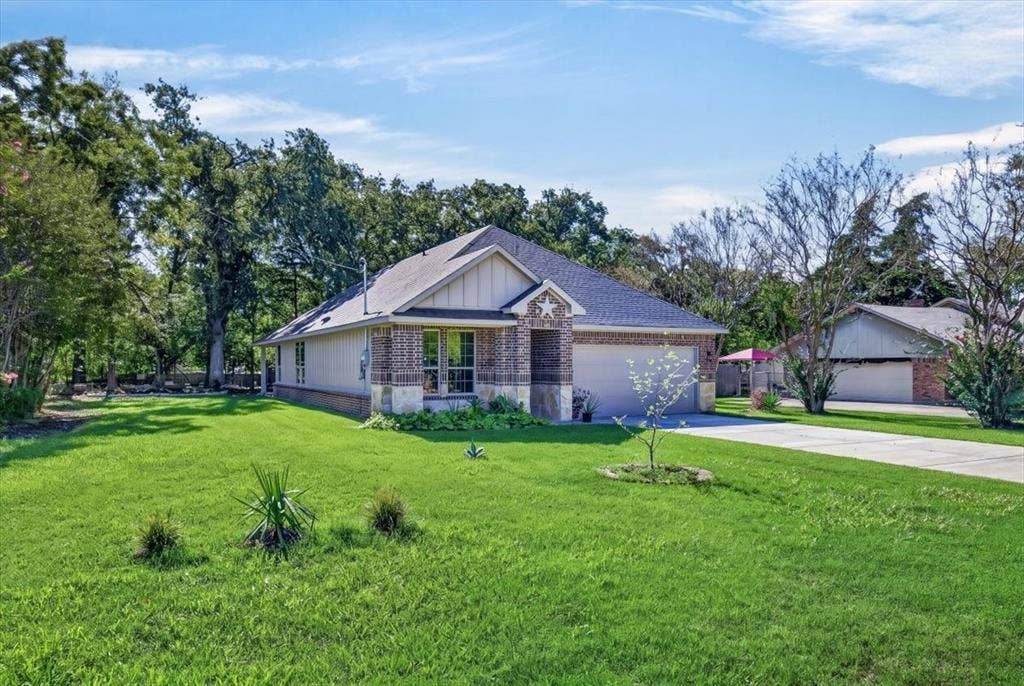 1093 Oak Ridge Drive, Oak Ridge, TX 75160 1093 Oak Ridge Drive, Oak Ridge, TX 75160