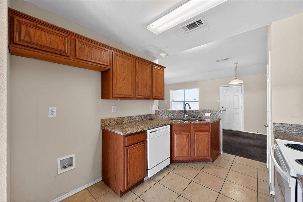 1715 Reynolds Street, Lancaster, TX 75134 1715 Reynolds Street, Lancaster, TX 75134