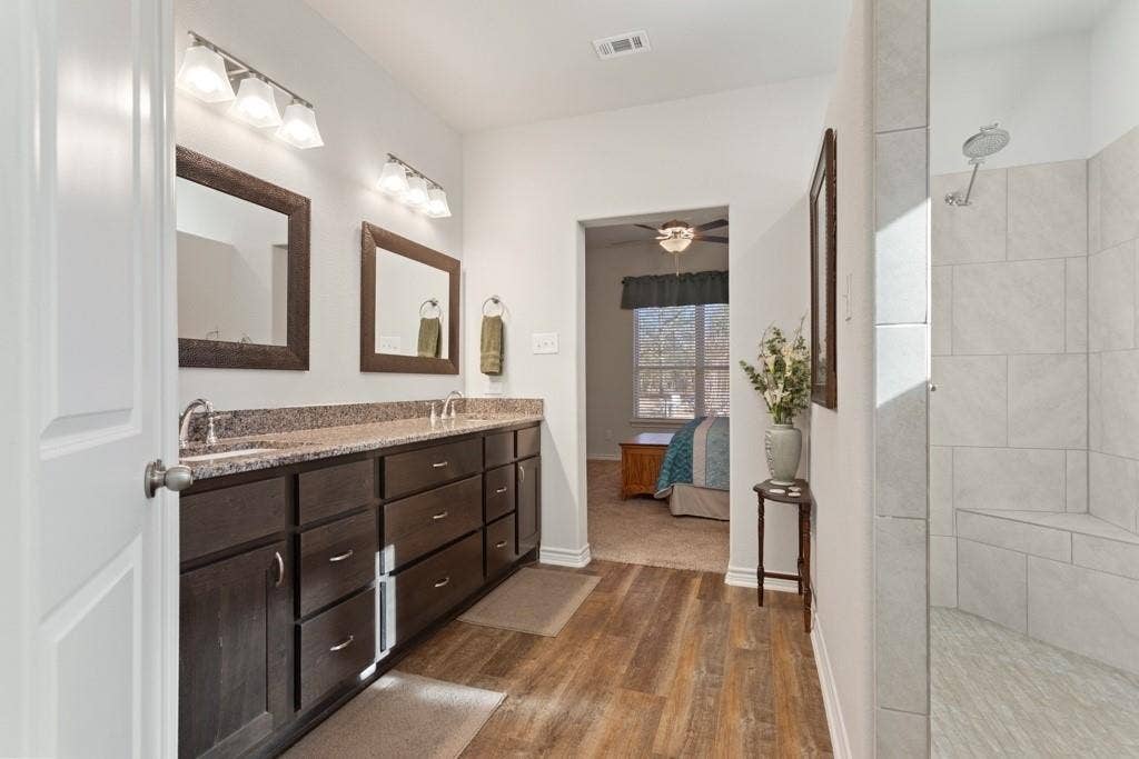 10273 Private Road 5211, Malakoff, TX 75148 10273 Private Road 5211, Malakoff, TX 75148
