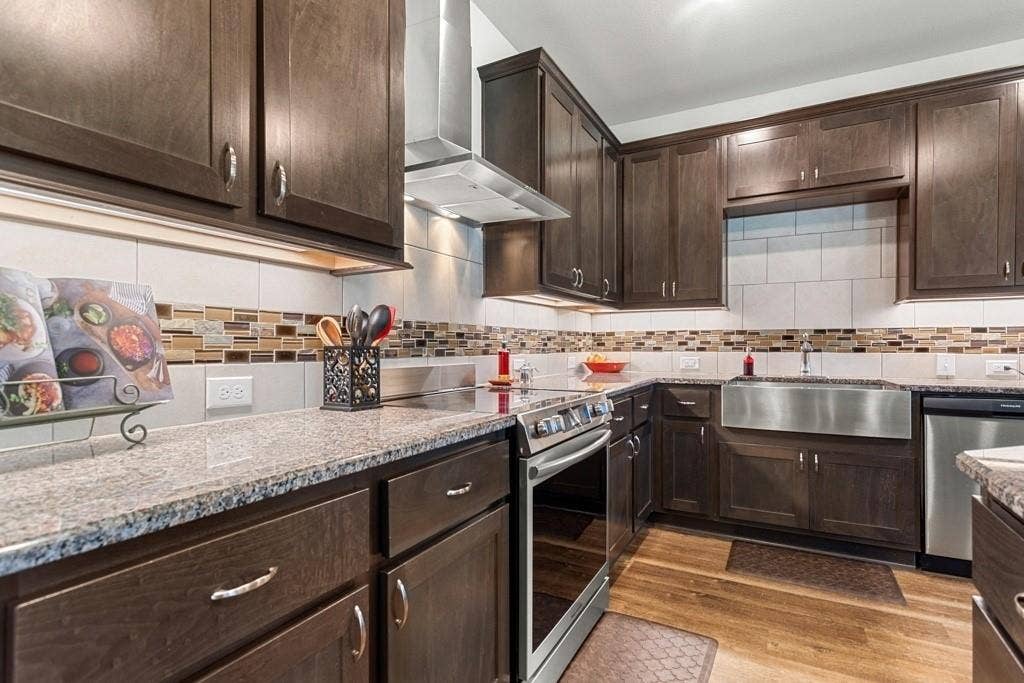 10273 Private Road 5211, Malakoff, TX 75148 10273 Private Road 5211, Malakoff, TX 75148